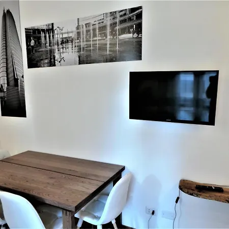 Meta Italy Da Alessandro Apartament *